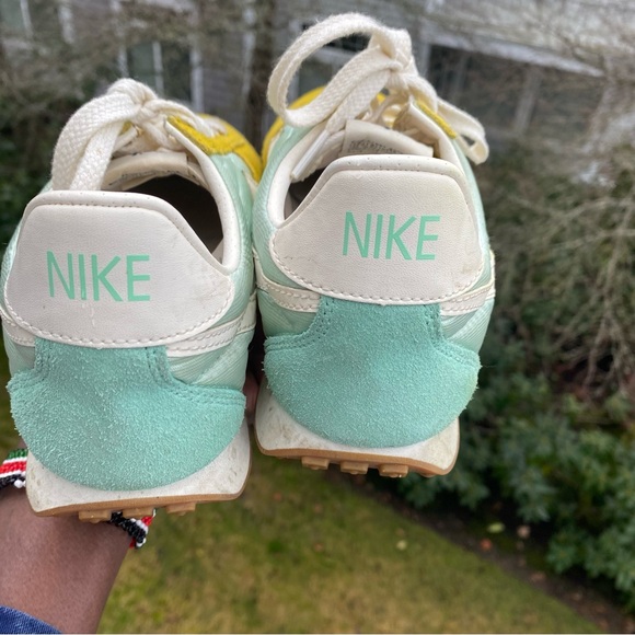 Nike Wmns Pre Montreal Racer Vintage US9.5 - Picture 3 of 11